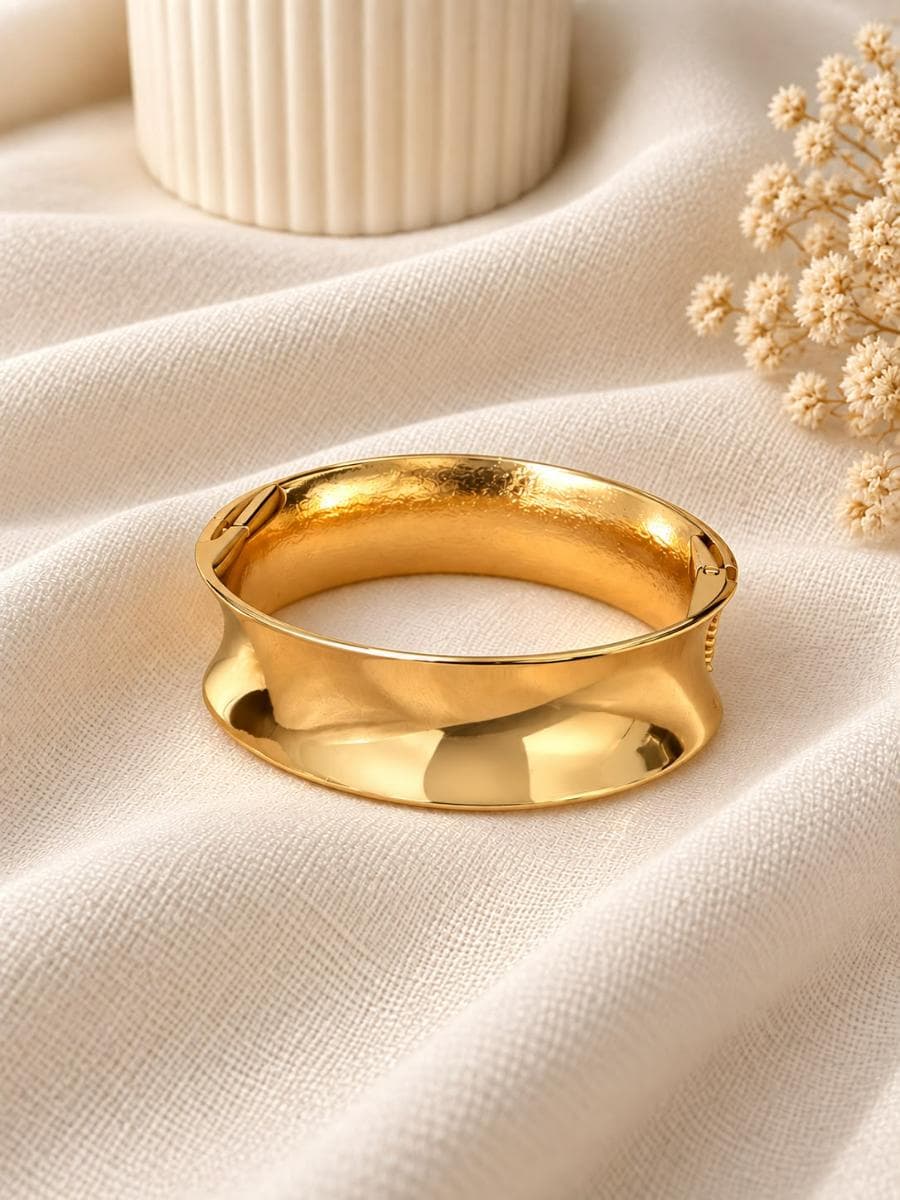 Minimal Gold Cuff Bracelet for Women | Elegant Daily Wear Bangle