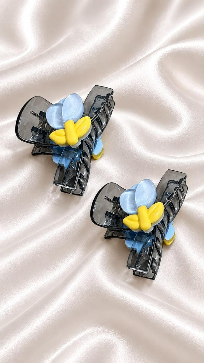 Aesthetic Blue Flower Hair Claw Clip for Girls | Korean Style Matte Clutcher