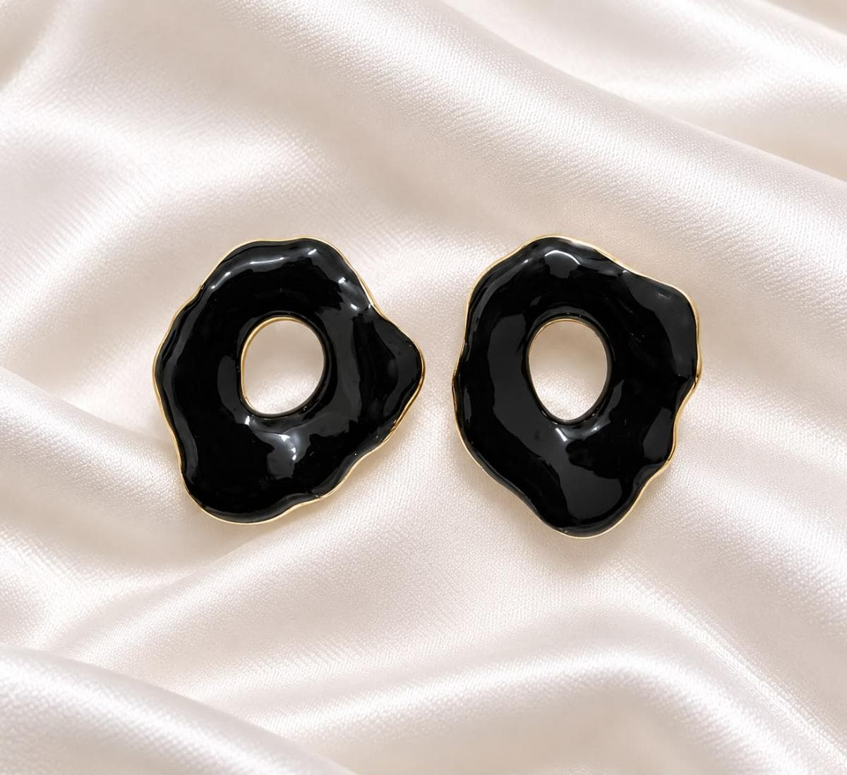 Black Abstract Statement Earrings for Girls | Bold Aesthetic Fashion Jewelry