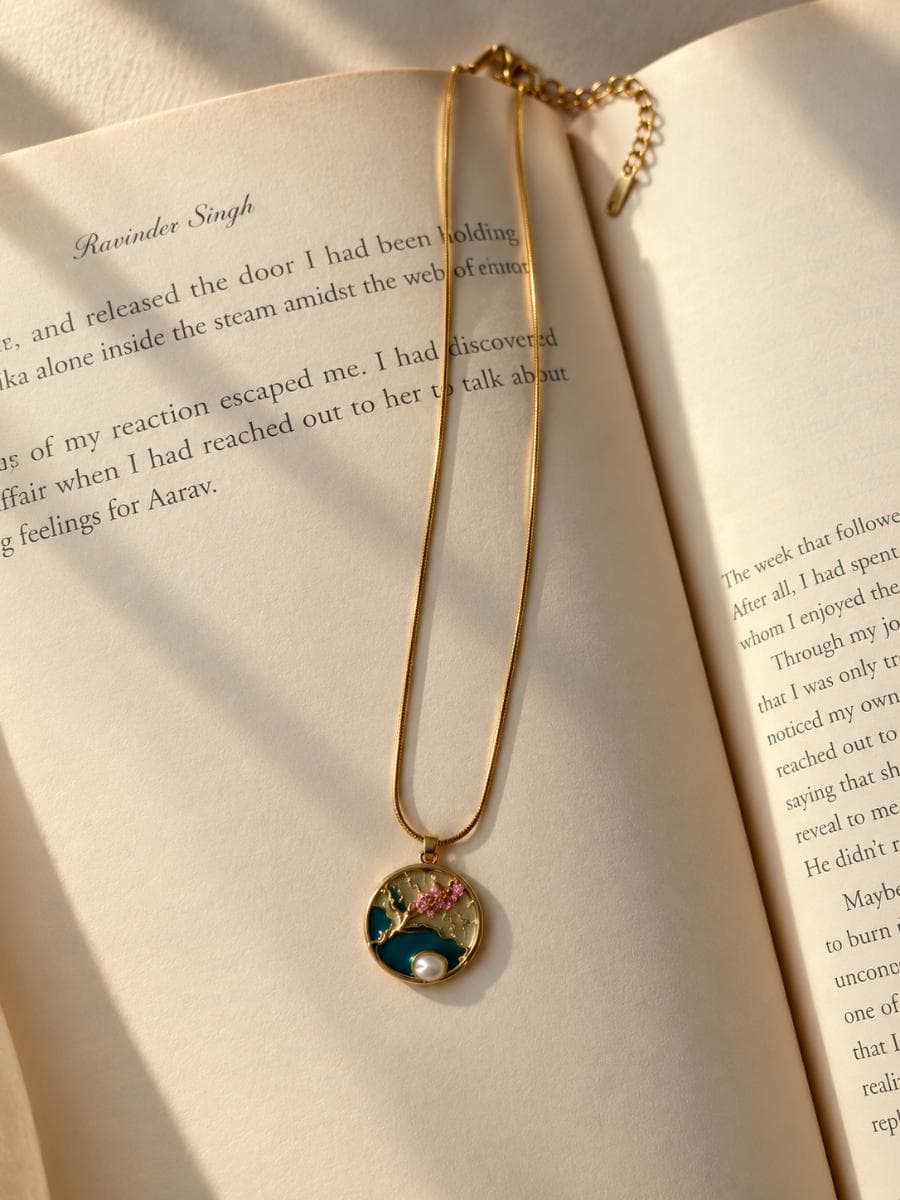 Floral Enamel Pendant Necklace – Gold Tone
