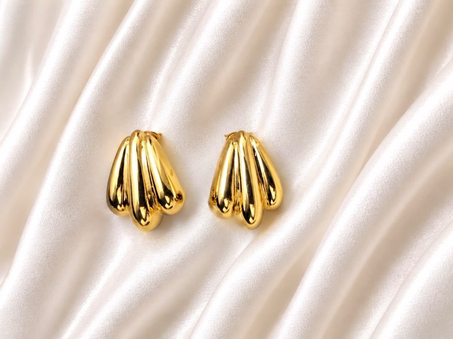 Golden Ribbed Fan Statement Earrings – Anti-Tarnish